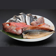 画像をギャラリービューアに読み込む, 坐漁荘特製干物セット